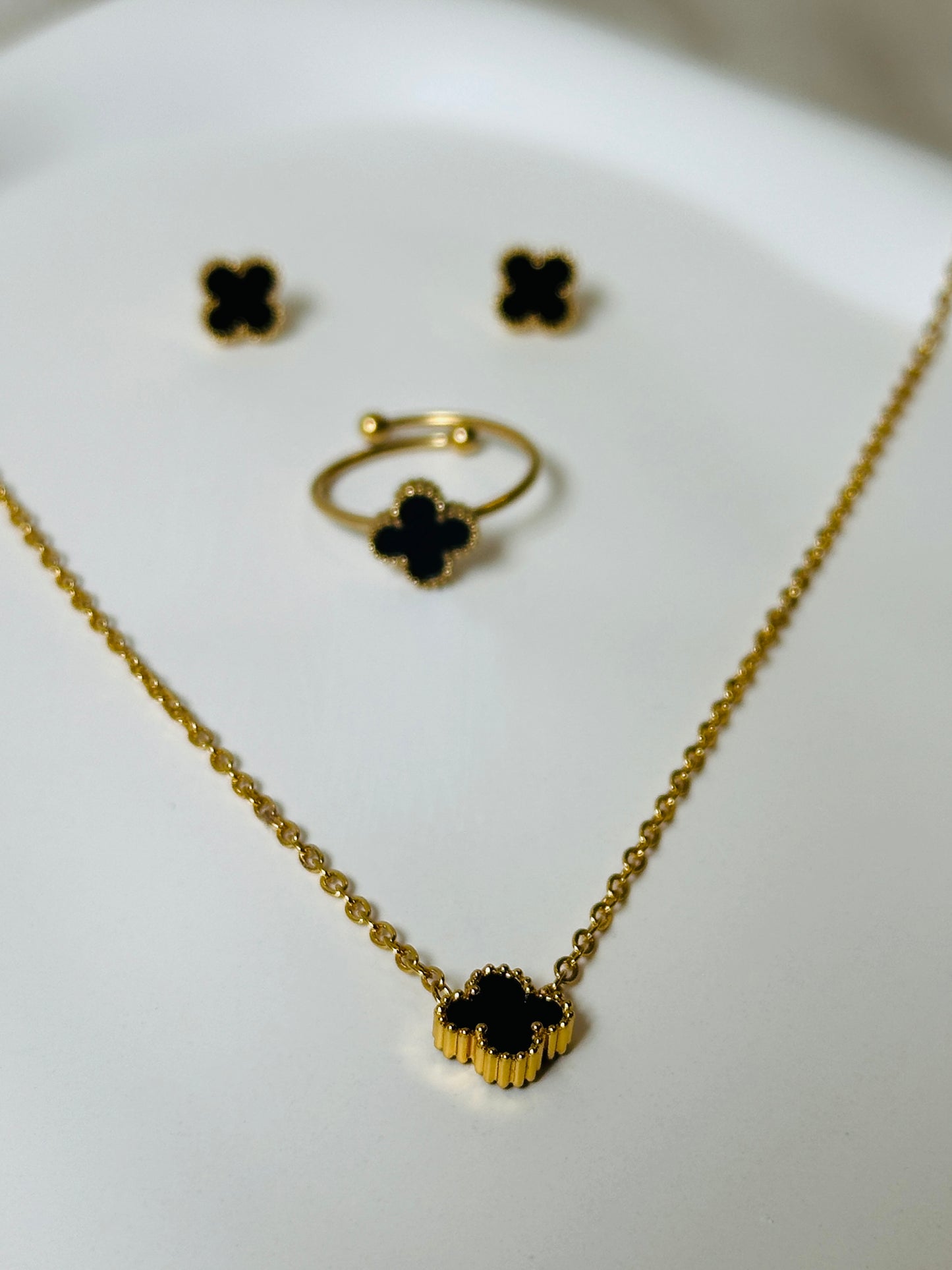 BLACK CLOVER CHAIN SET