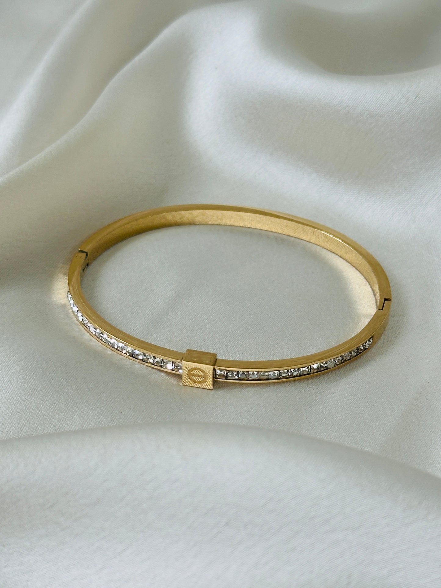 Studded Thin Bracelet/Kada