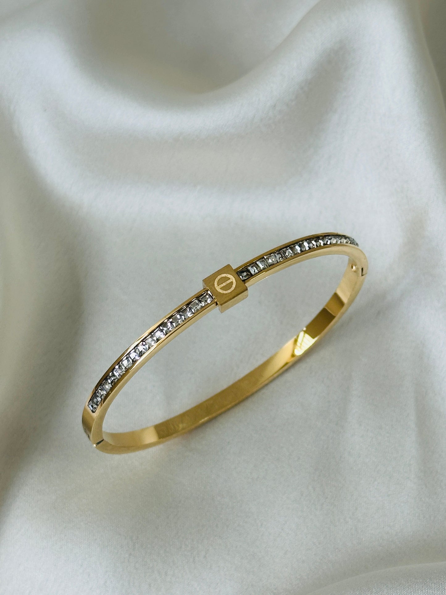 Studded Thin Bracelet/Kada