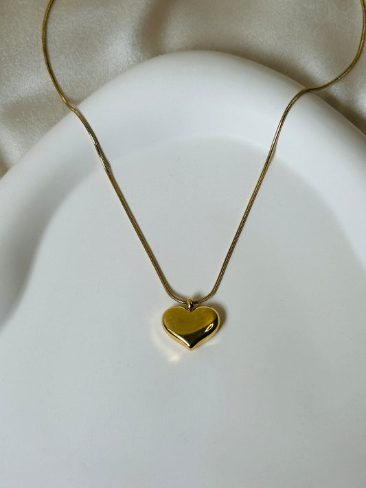 FOREVER HEART NECKLACE