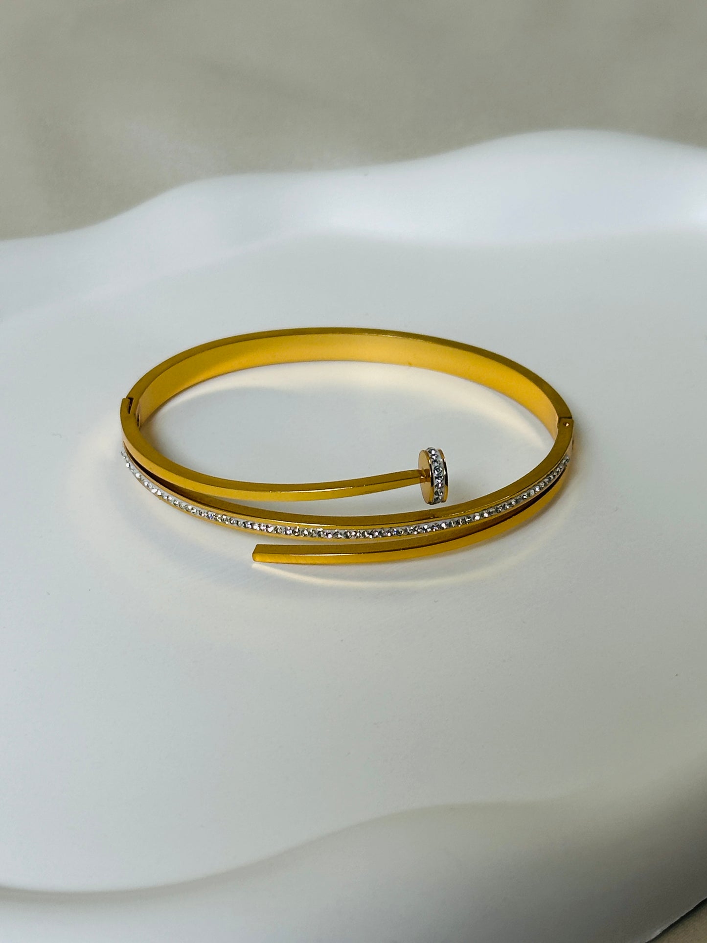 STONE NAIL KADA BANGLE