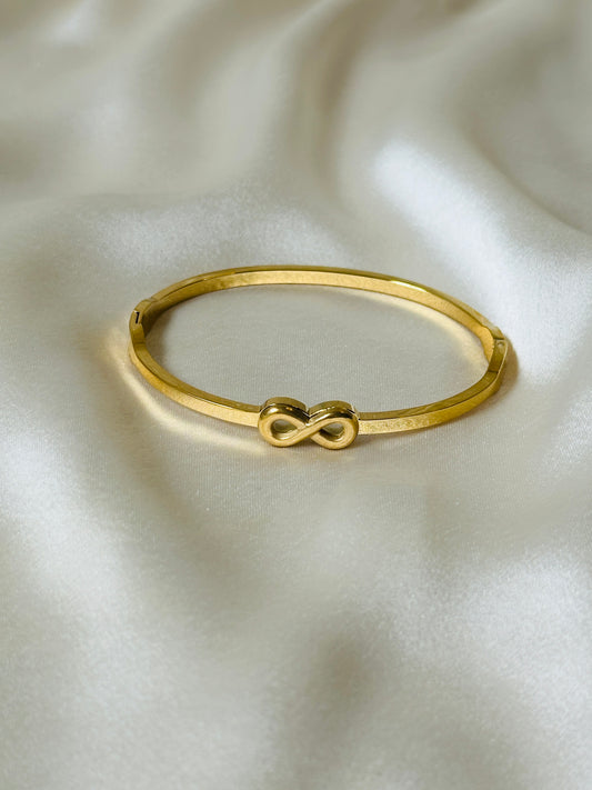 ASTRA INFINITY BRACELET