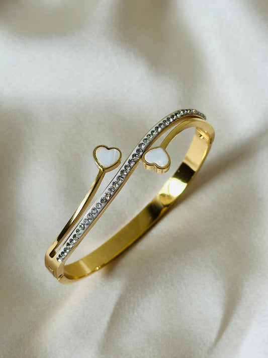 WHITE HEARTS BANGLE BRACELET