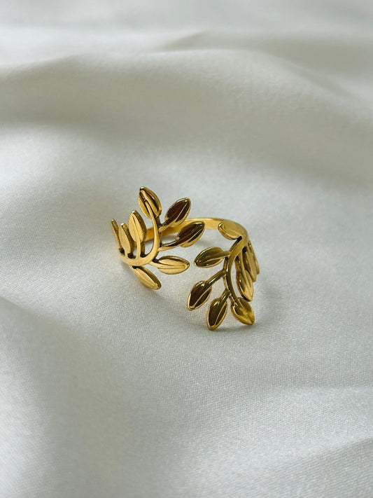 Leaf Themed Adjustable Finger Ring